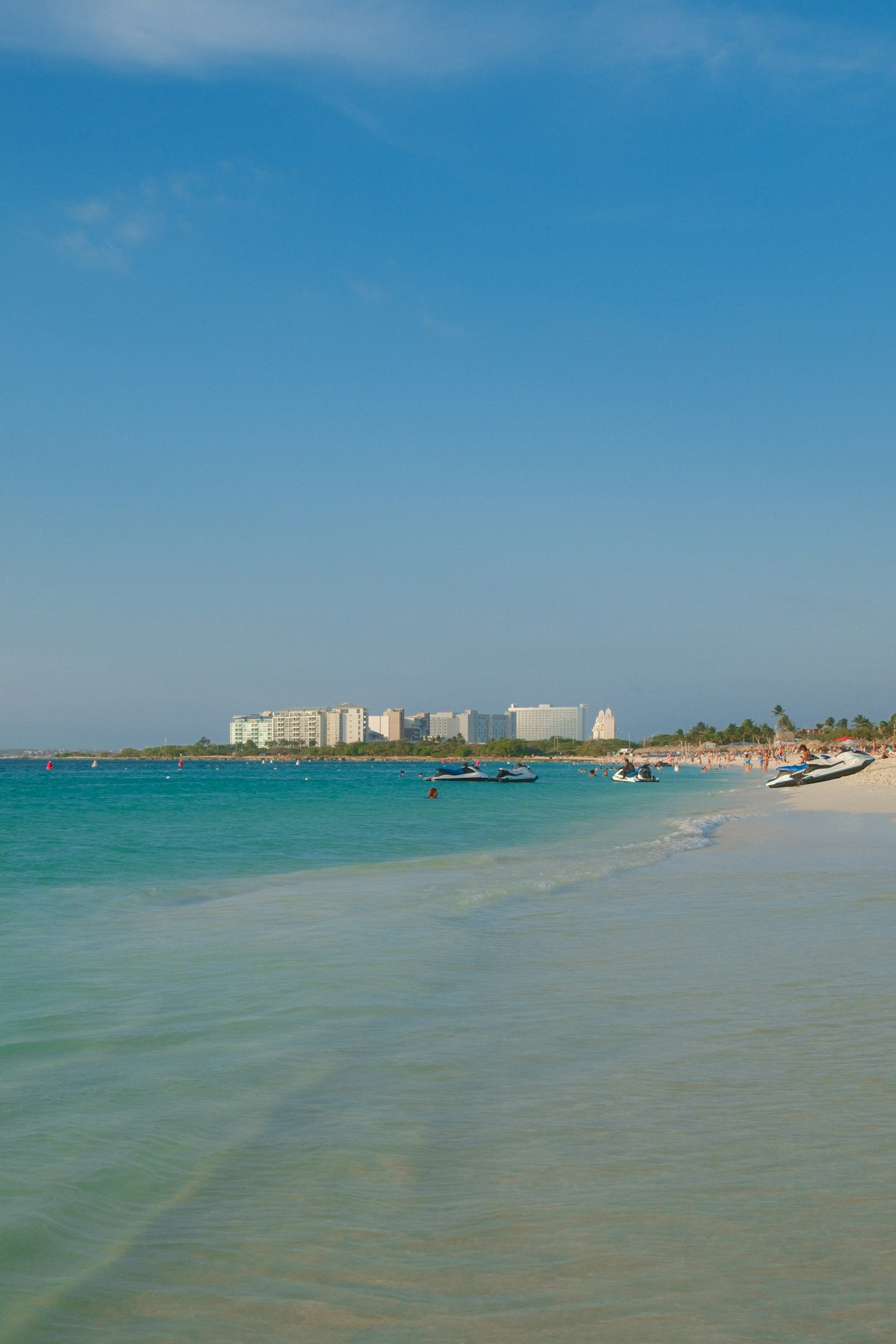 Planea tu escape - Playa de Cancún con resorts